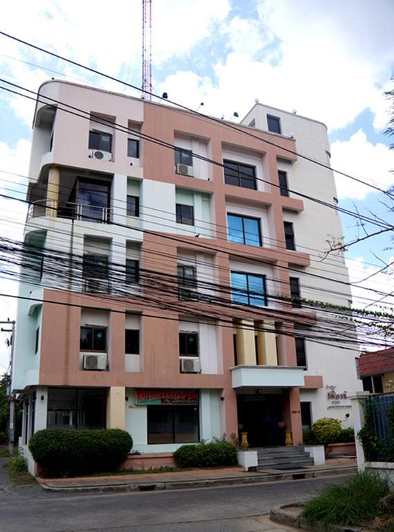 Fueang Fha Palace Μπούρι Ραμ Εξωτερικό φωτογραφία