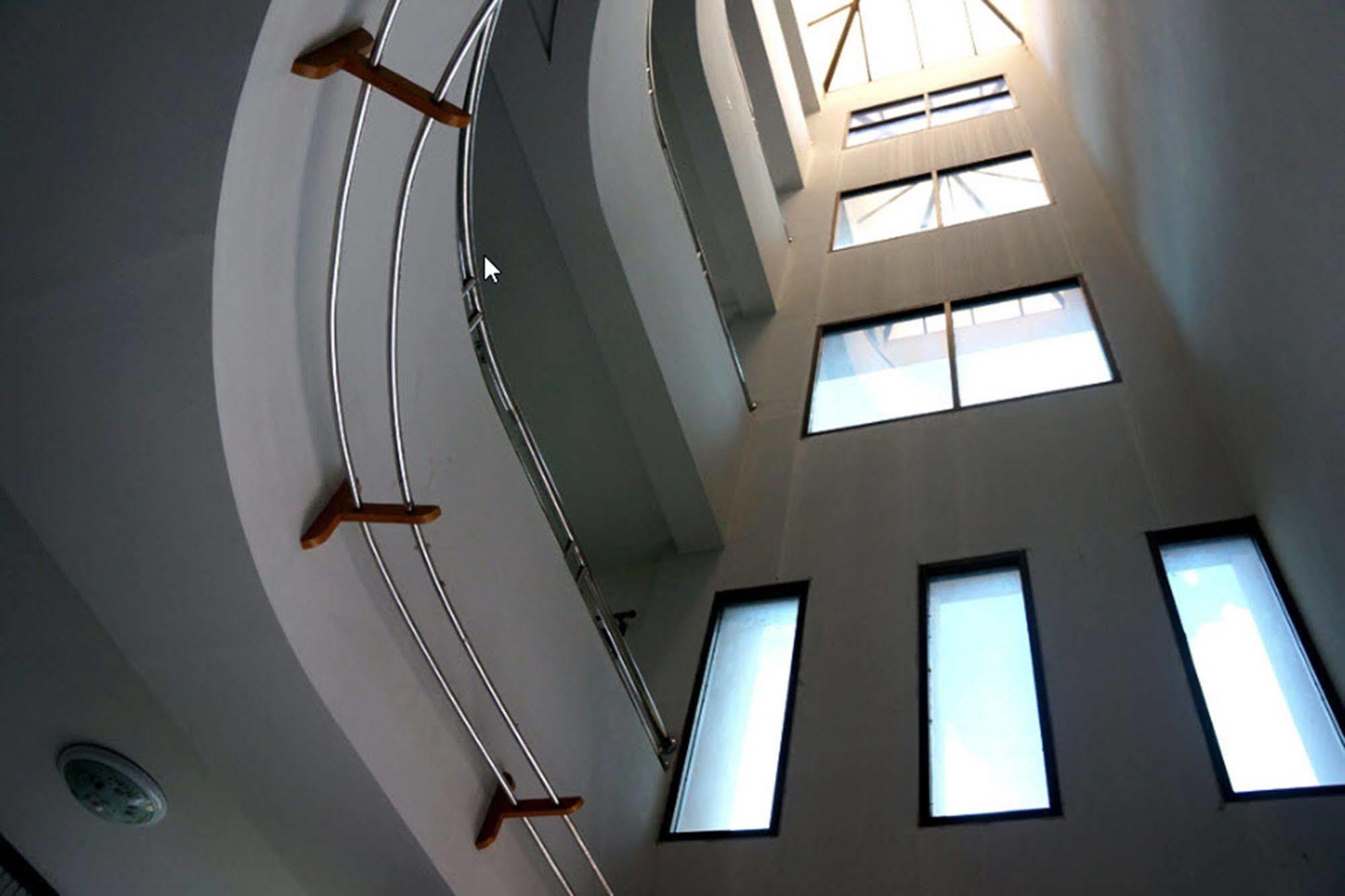 Fueang Fha Palace Μπούρι Ραμ Εξωτερικό φωτογραφία